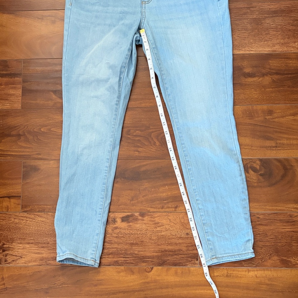 Universal Thread Sky Blue Mid-Rise Skinny Jeans Size 6/28S - Picture 5 of 7